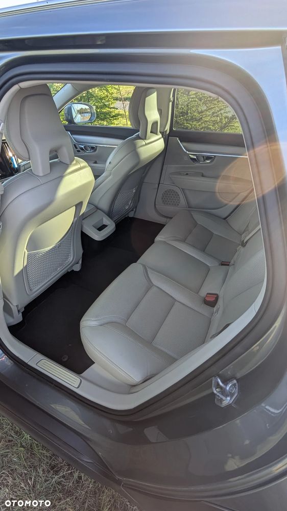 Volvo V90 Cross Country D4 AWD - 18