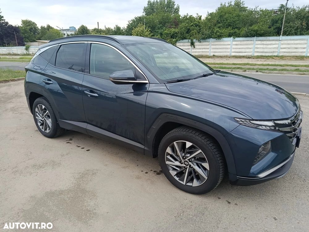 Hyundai Tucson - 2