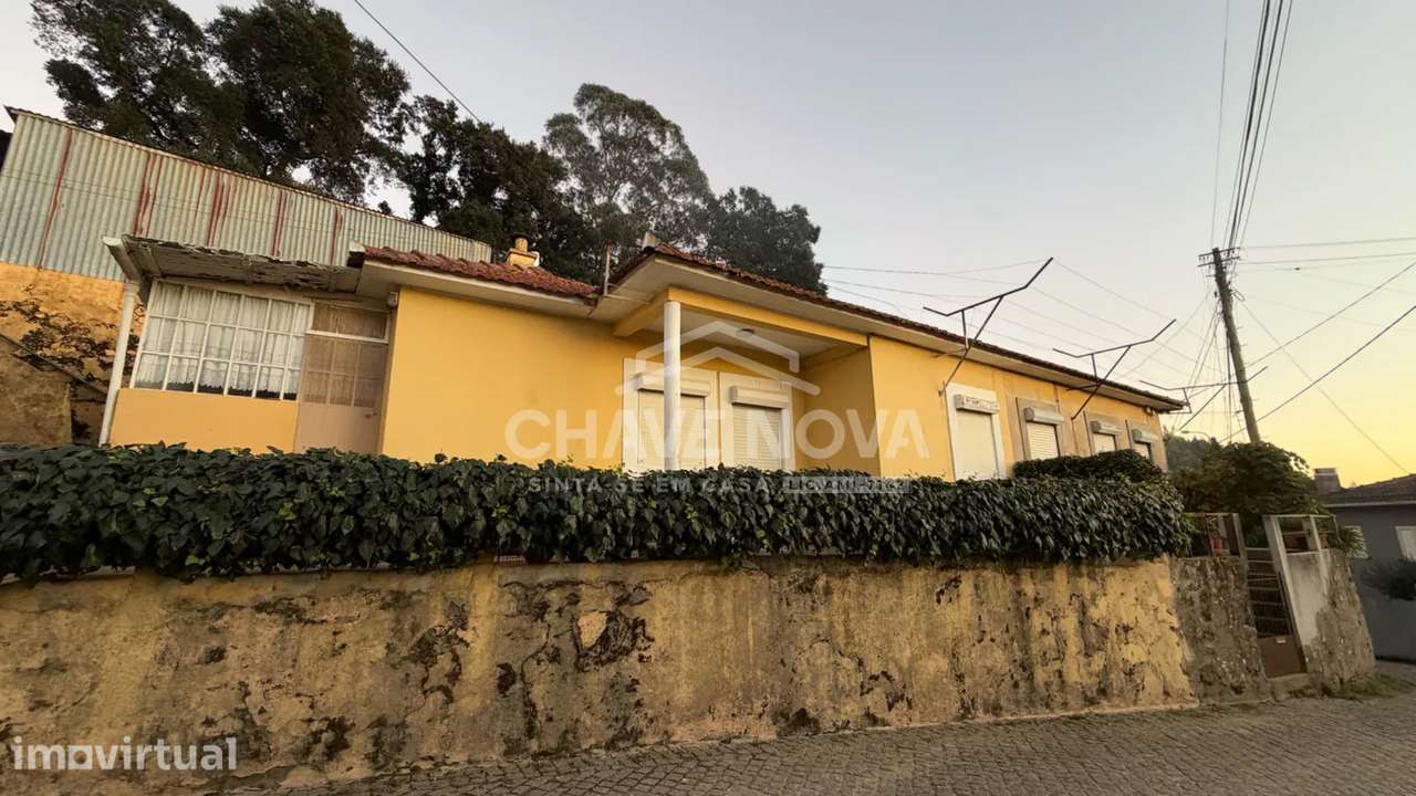 Duas Moradias T2 com Logradouro e Terreno Urbano de 600 m² GAIA - Grande imagem: 3/6