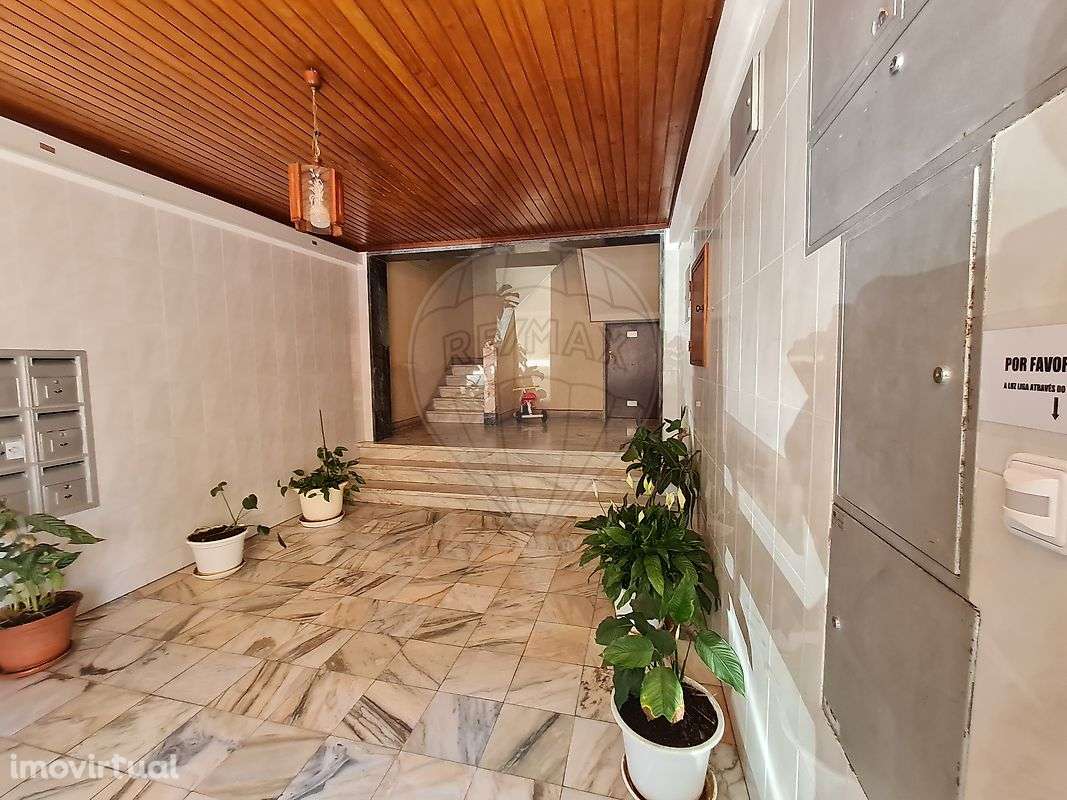 Apartamento T2 para arrendamento - Grande imagem: 2/9