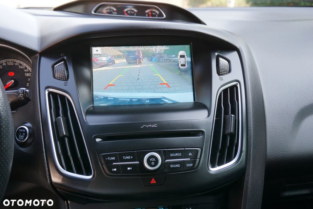 Ford Focus Turnier 2.0 EcoBoost ST mit Leder-Sport-Paket - 28