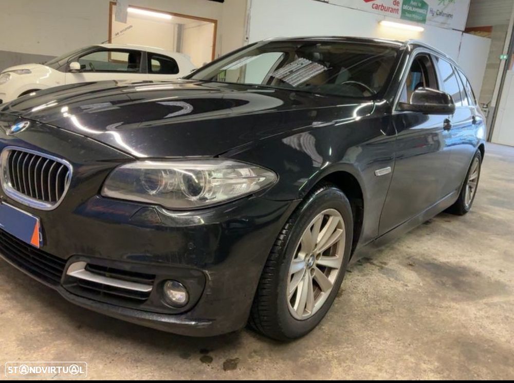 BMW 520 d Line Luxury Auto - 2