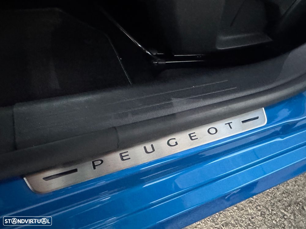 Peugeot 208 1.2 PureTech GT Line - 16