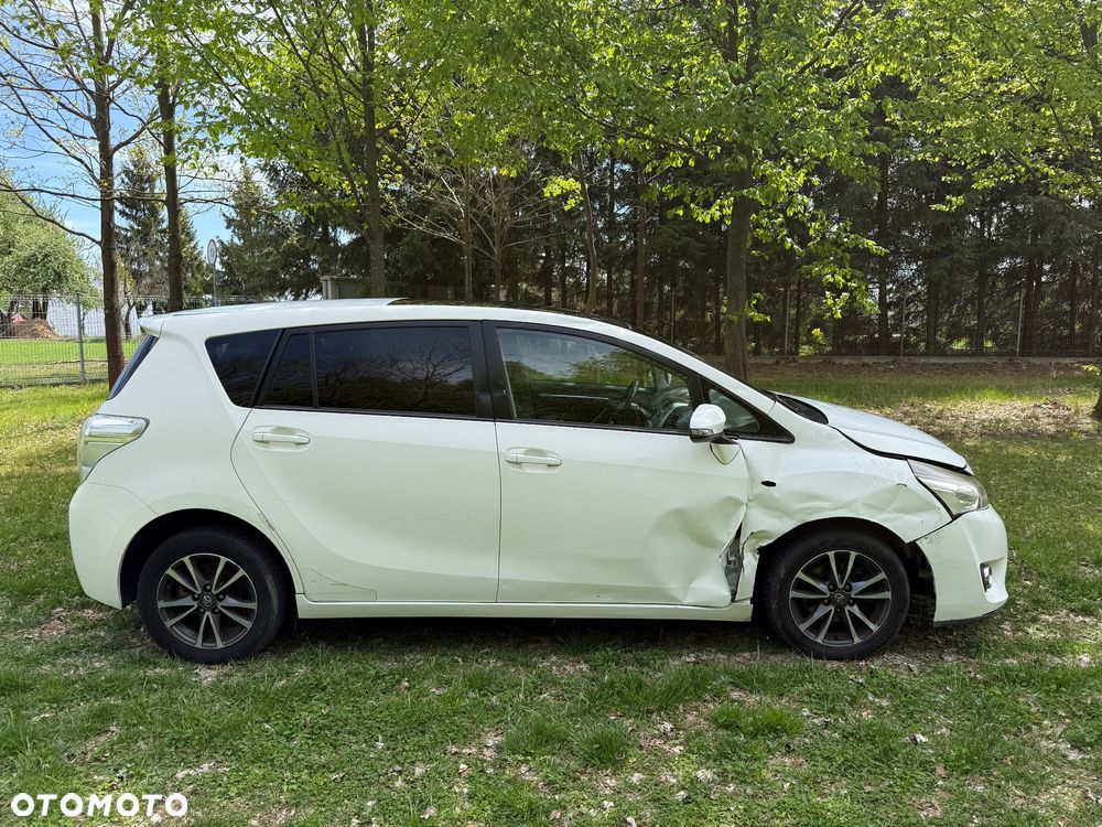 Toyota Verso 1.6 D-4D 5-Sitzer Start/Stop Skyview Edition - 7