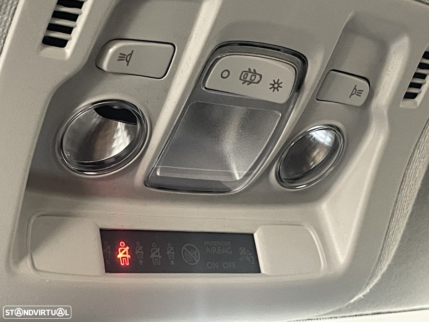 Citroën C3 1.2 PureTech Shine - 32