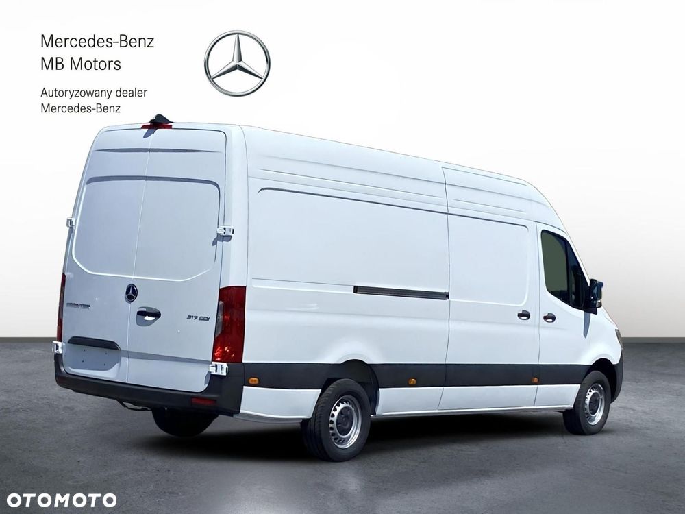 Mercedes-Benz Sprinter - 6