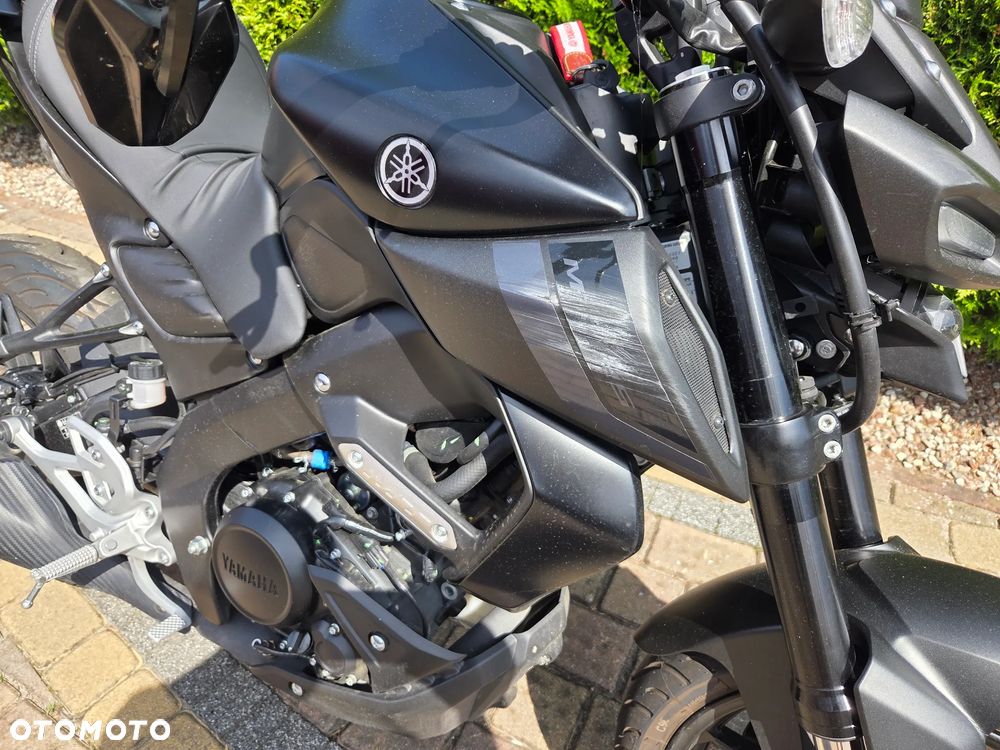 Yamaha MT - 11