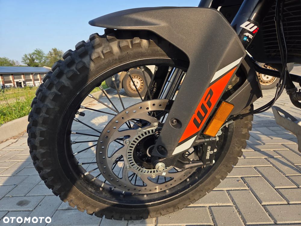 KTM Adventure 390 - 6