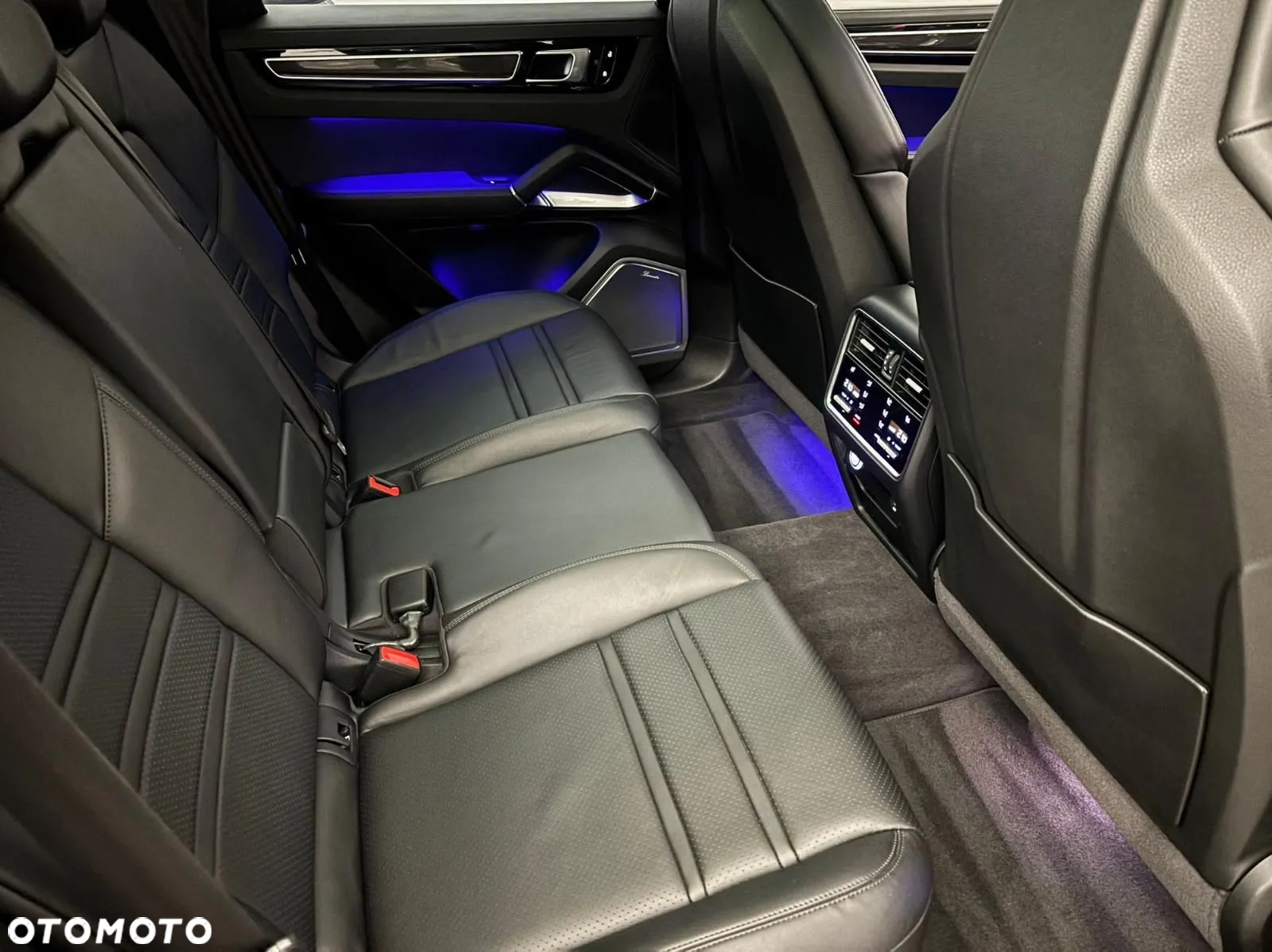 Porsche Cayenne Turbo - 13