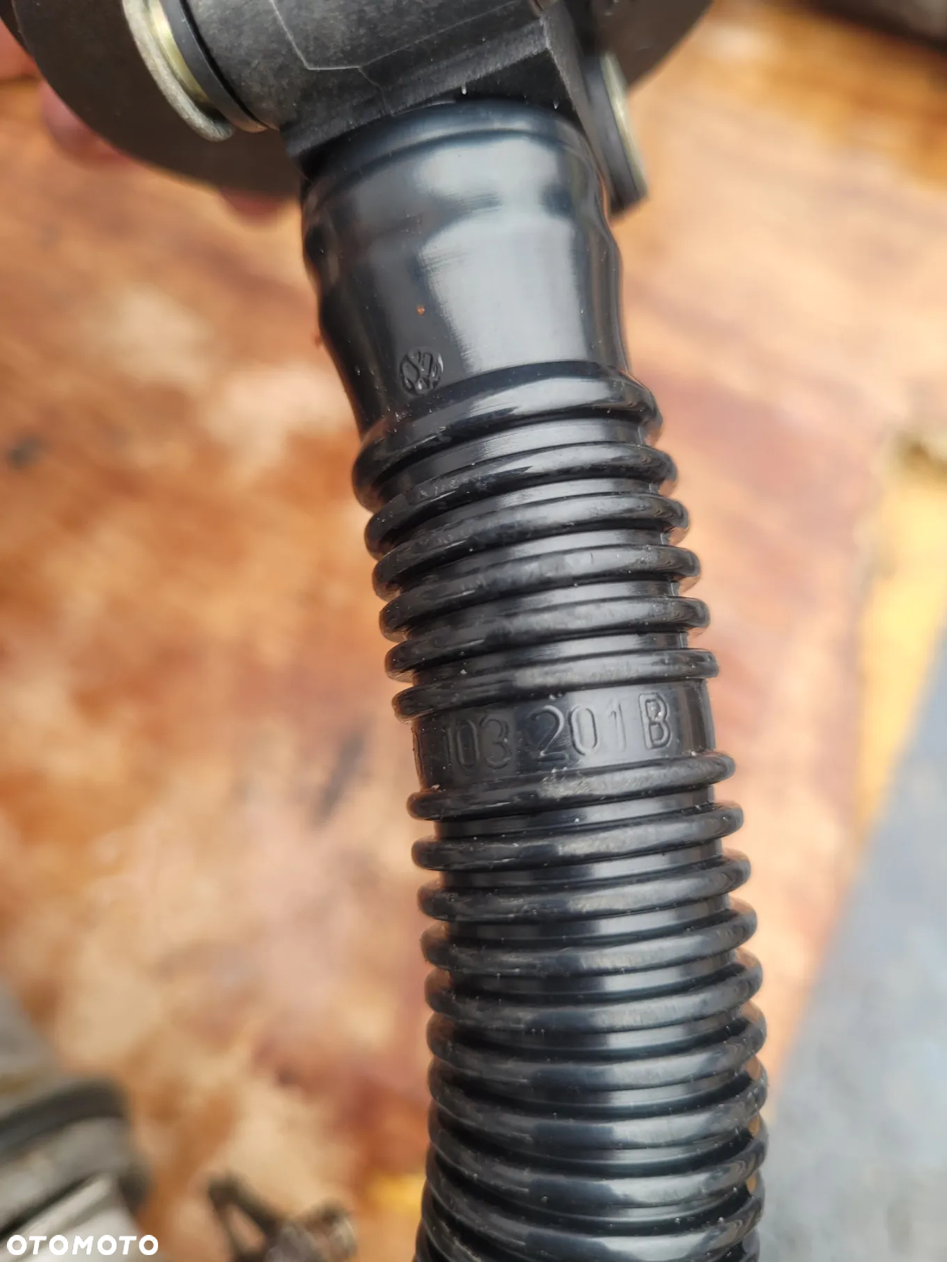 CZĘŚCI DO SILNIKA AZQ 1.2 12V PRZEPUSTNICA ZAWÓR EGR KOLEKTOR SSĄCY VW - 11