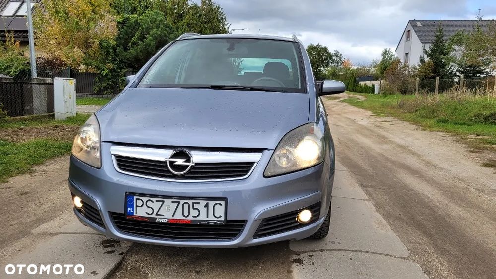 Opel Zafira 1.8 Elegance - 2