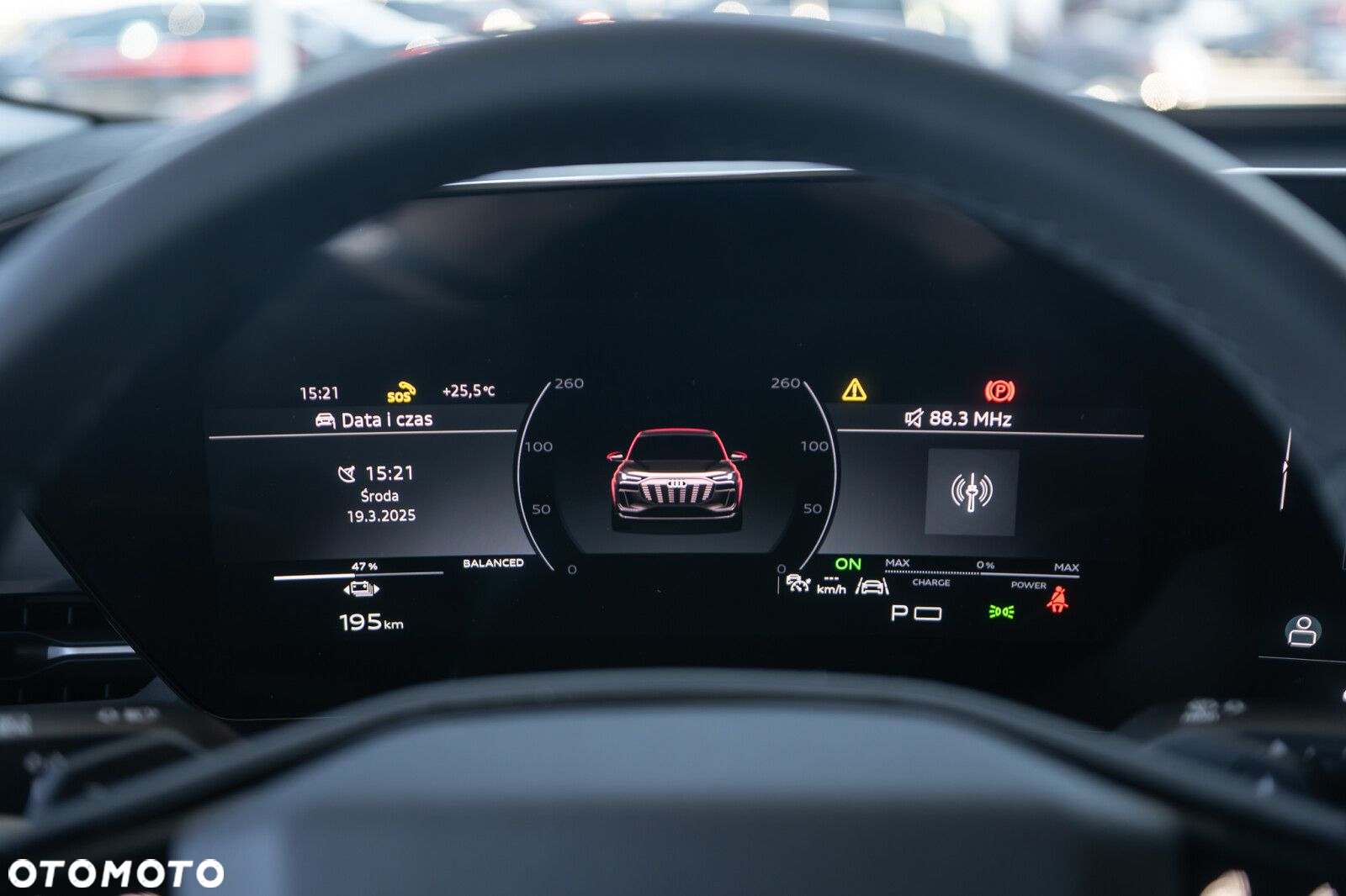 Audi Q6 e-tron - 13