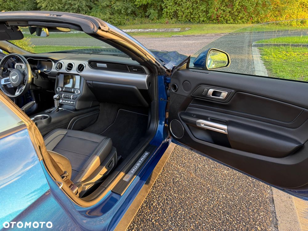 Ford Mustang - 27