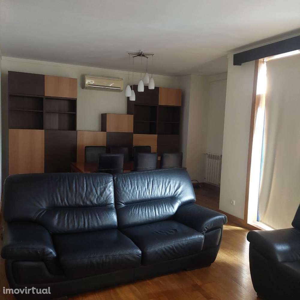 T2 semi mobilado - Edifício Mota Galiza - lugar de garagem - Grande imagem: 3/13