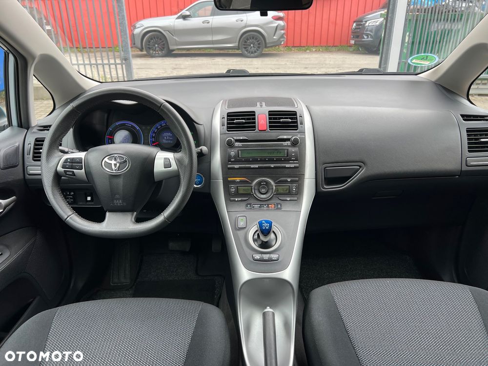 Toyota Auris - 24