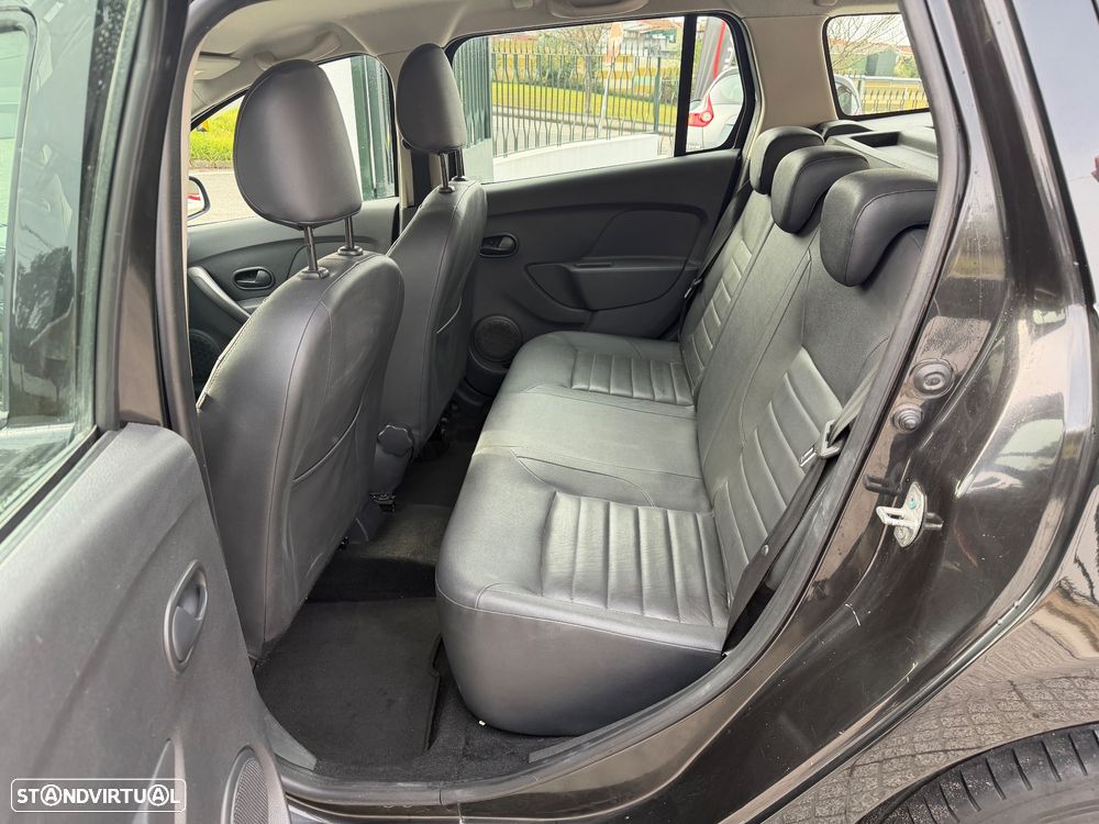 Dacia Logan MCV 1.2 16V SL 10 Anos Bi-Fuel - 8