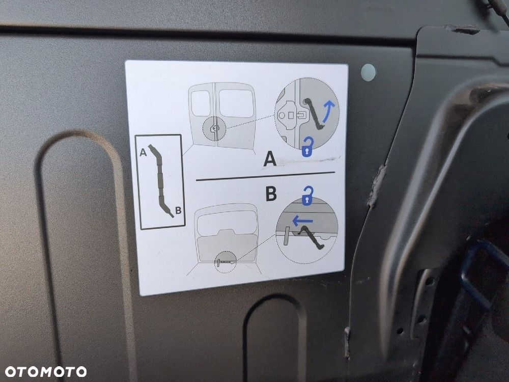 Citroën Berlingo M 1.2 PureTech Feel S&S N1 - 20