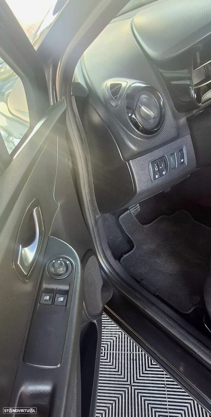 Renault Clio Sport Tourer 1.5 dCi Confort - 15