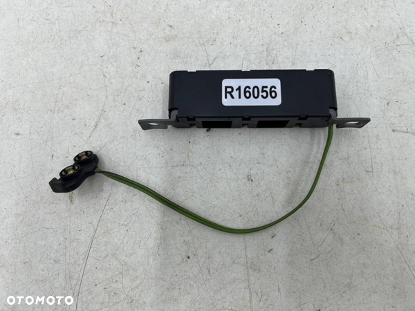 Wzmacniacz antenowy Mercedes Vito Viano W639 03-14r. moduł radia A6398202389