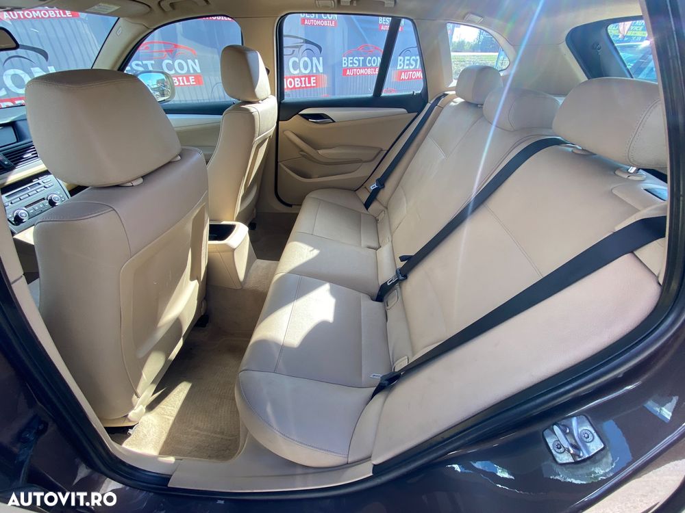 BMW X1 xDrive18d xLine - 10