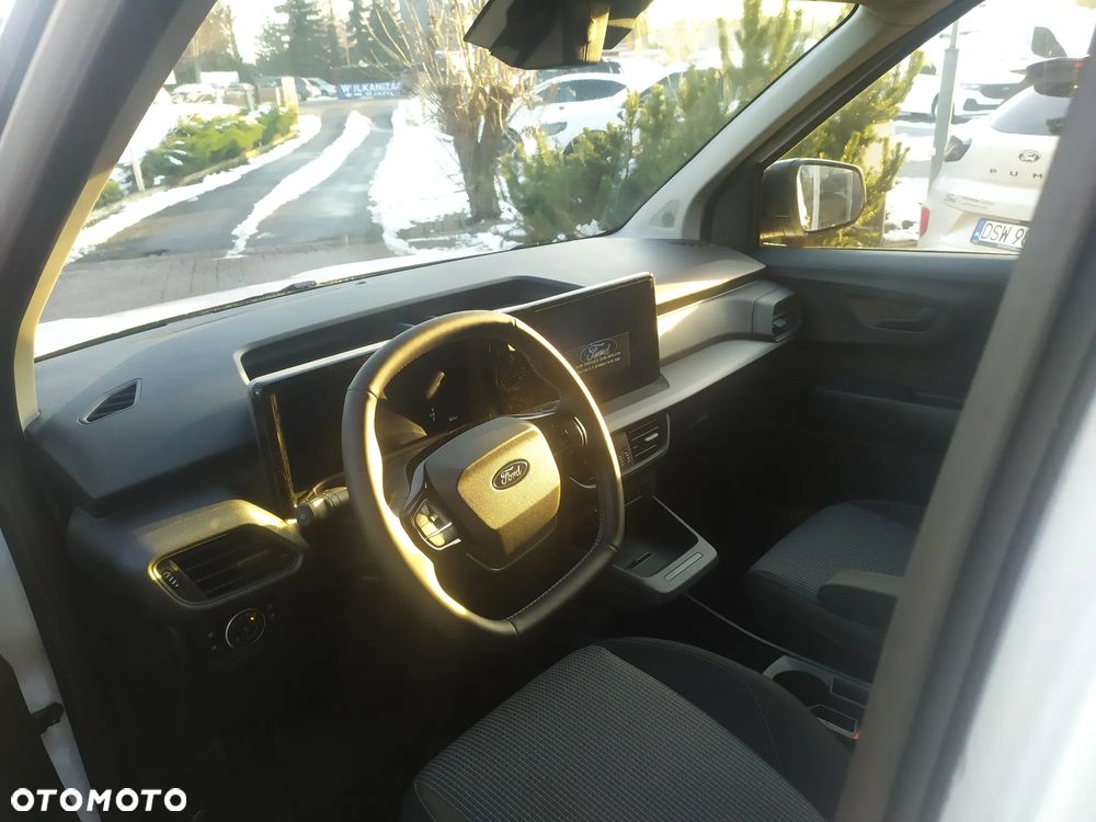 Ford TRANSIT COURIER VAN - 15