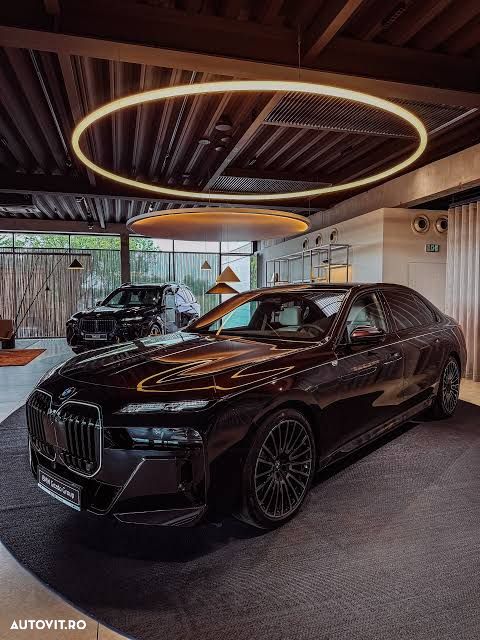 BMW Seria 7 - 15