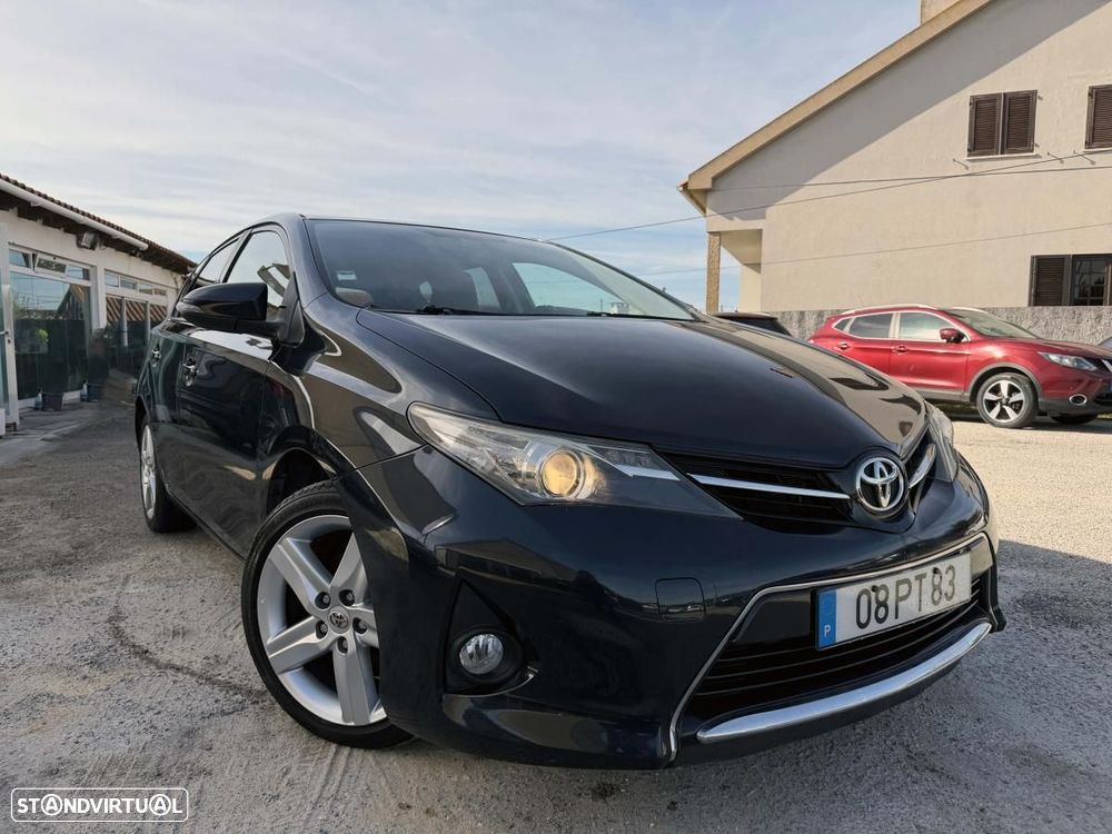Toyota Auris 1.4 D-4D Exclusive - 1