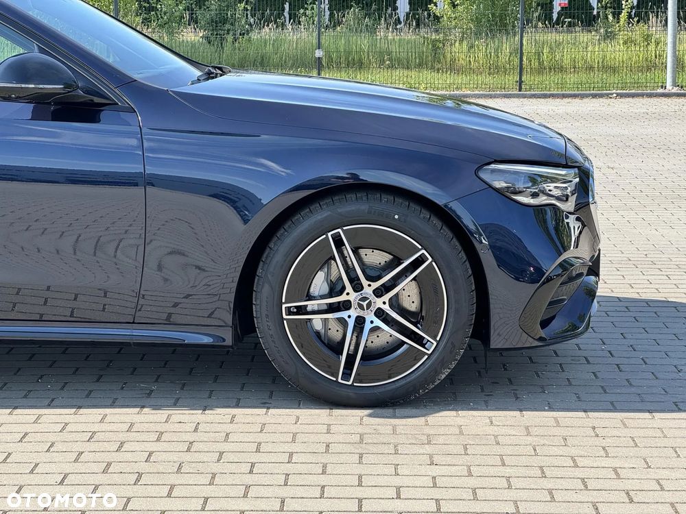 Mercedes-Benz Klasa E 220 d mHEV 4-Matic AMG 9G-Tronic - 8
