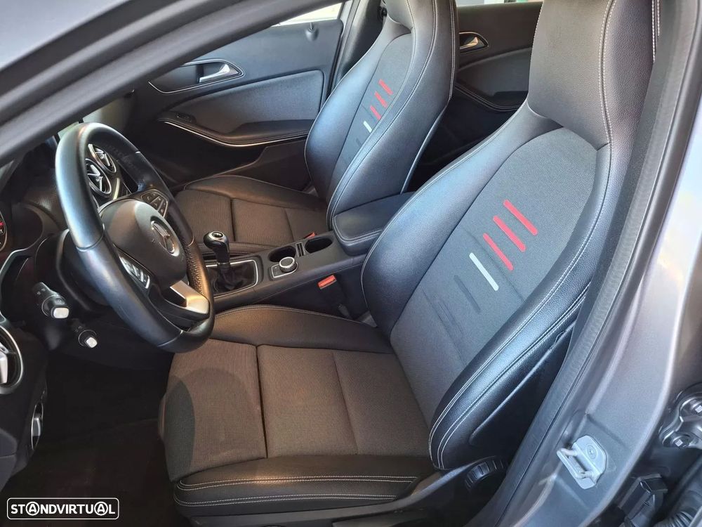 Mercedes-Benz A 180 d Urban - 13