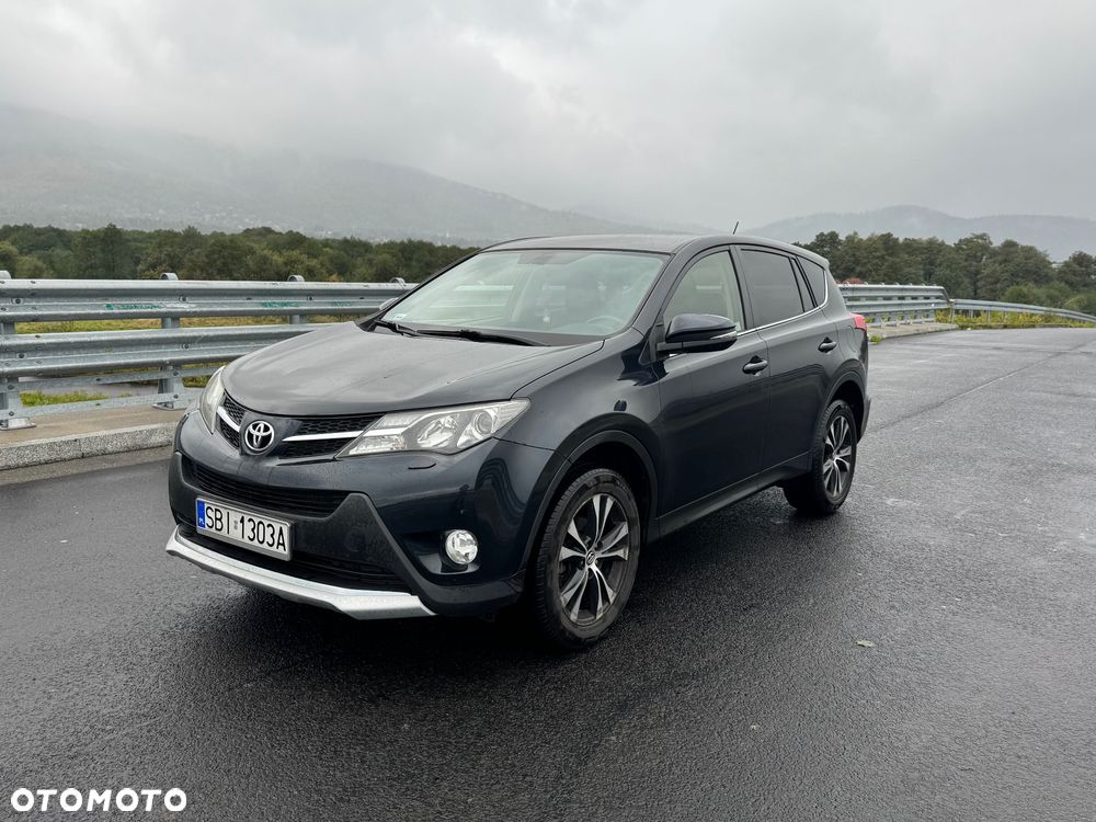 Toyota RAV4 2.0 D-4D Premium - 1