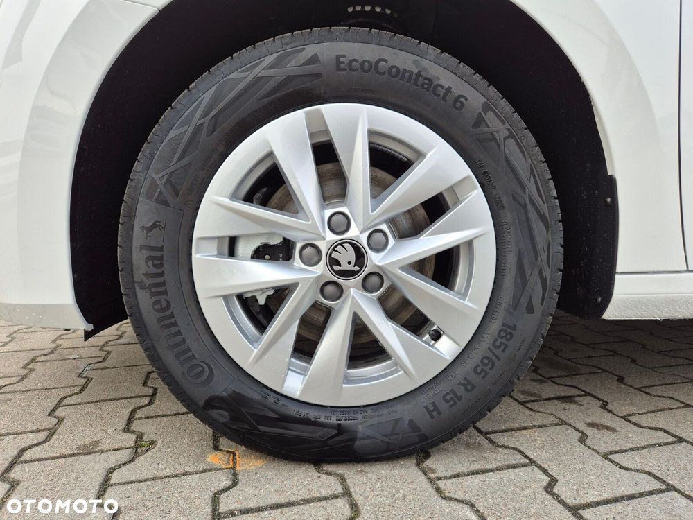 Skoda Fabia 1.0 TSI Selection DSG - 8