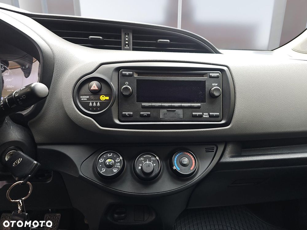 Toyota Yaris 1.5 Active - 14
