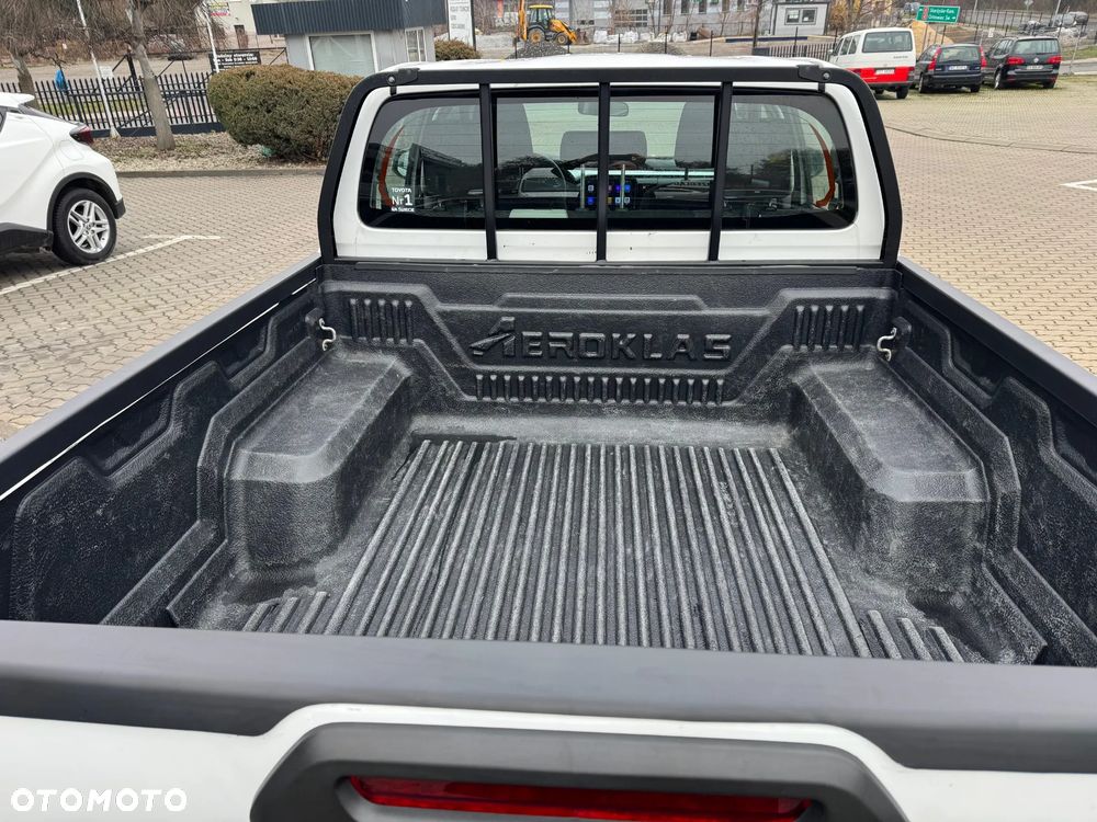 Toyota Hilux 2.4 D-4D Extra Cab DLX 4x4 - 8