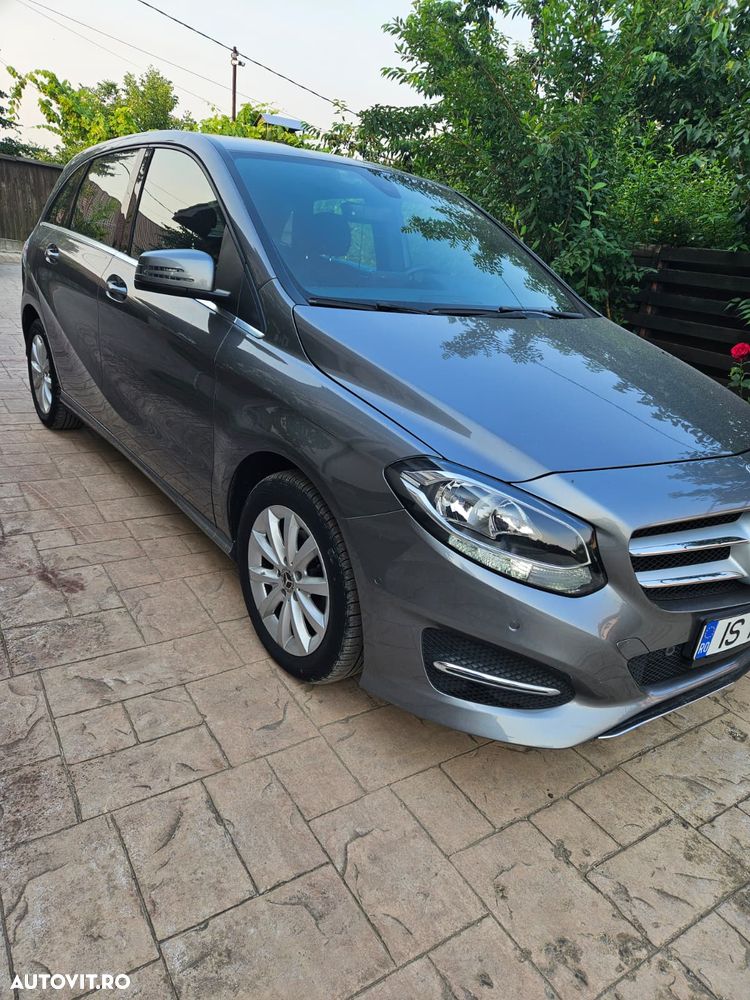 Mercedes-Benz EQB - 3