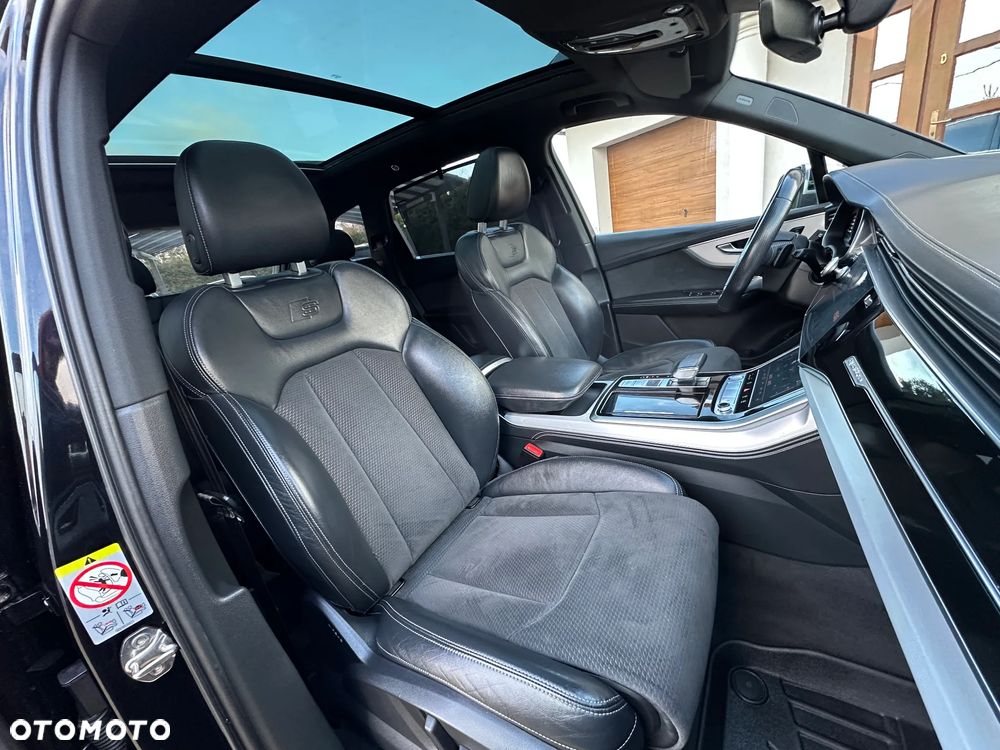 Audi SQ7 - 23