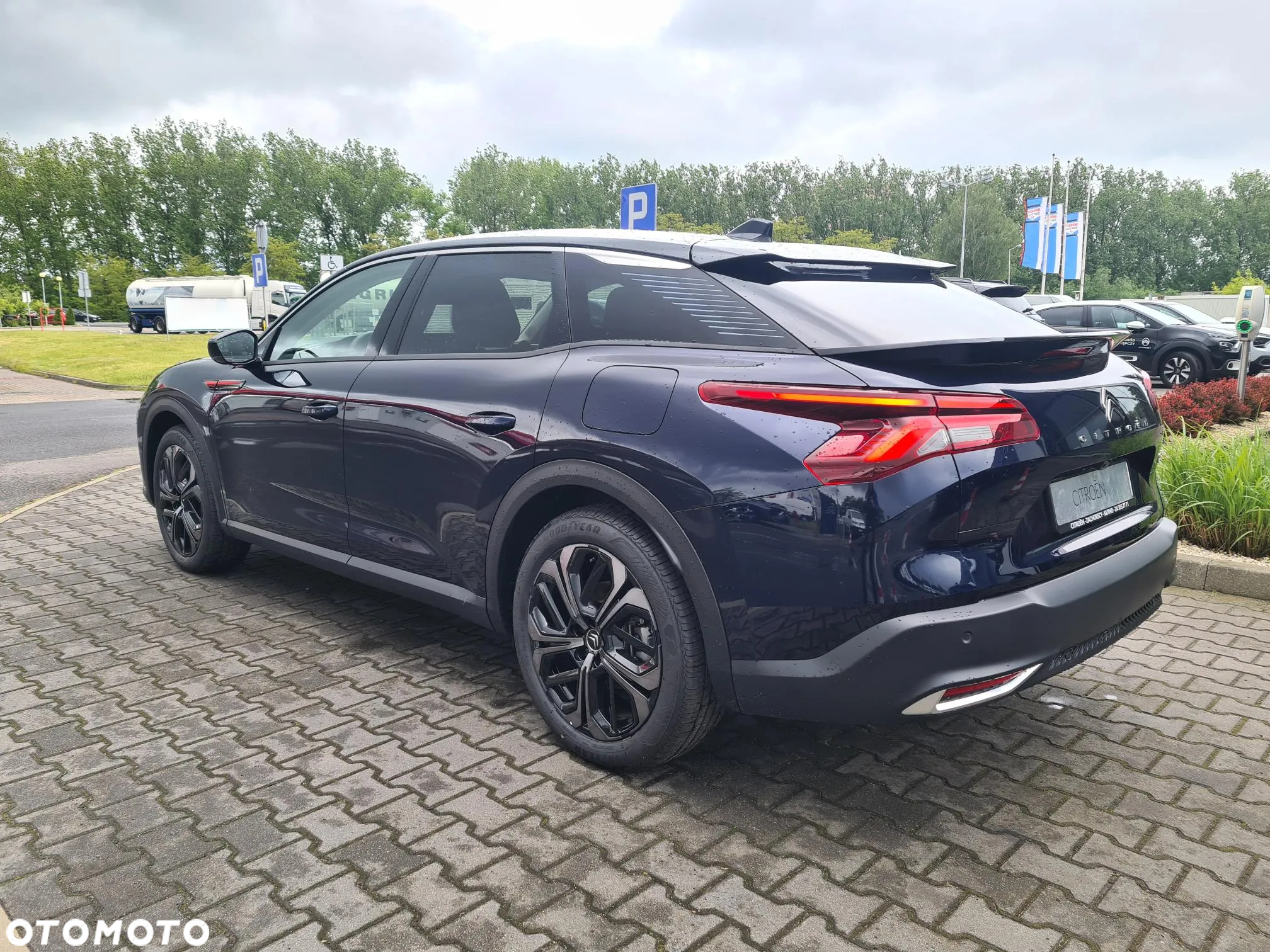 Citroën C5X 1.6 PureTech Shine Pack EAT8 - 17