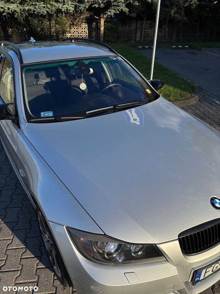 BMW Seria 3 325xi - 9