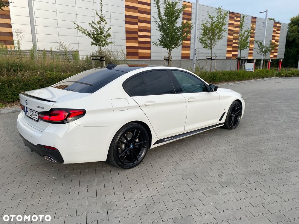 BMW Seria 5 520d xDrive mHEV M Sport - 18