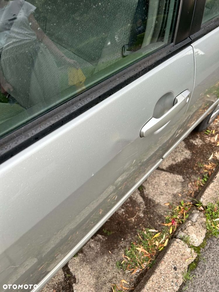 Toyota Corolla - 19