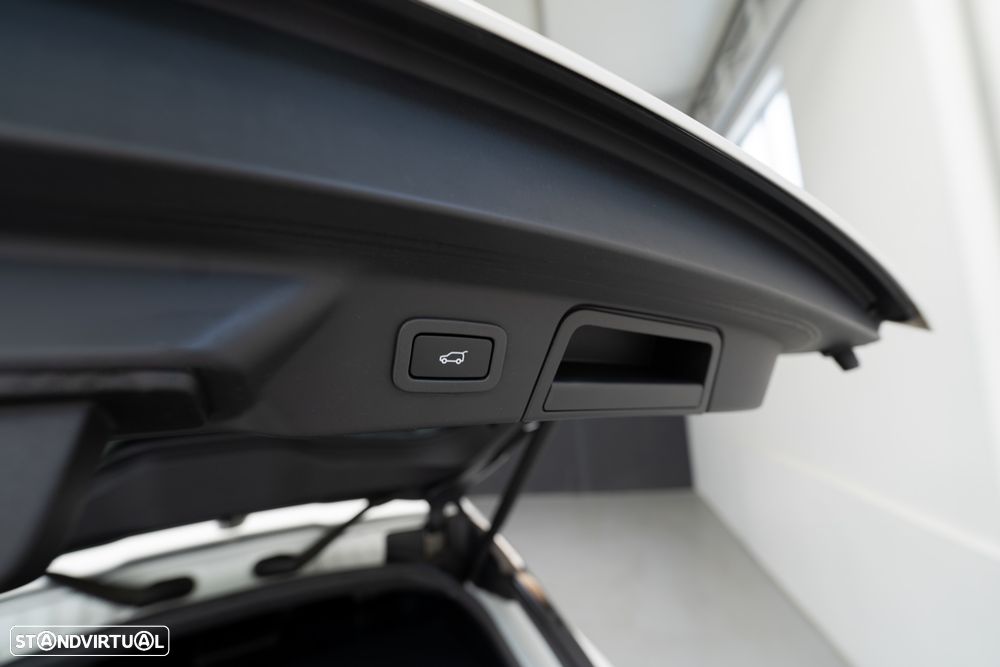 Land Rover Range Rover Velar 2.0 R-Dynamic SE - 42