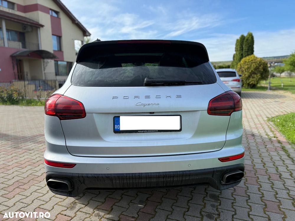 Porsche Cayenne Diesel Tiptronic S - 8
