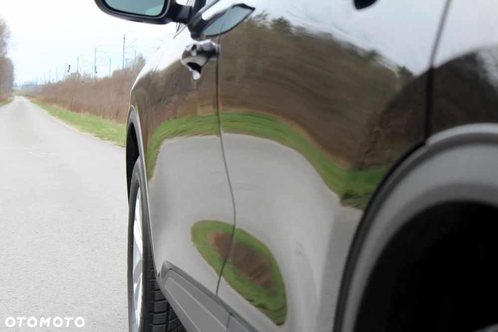 Ford Kuga 2.0 EcoBlue Hybrid TITANIUM X - 9