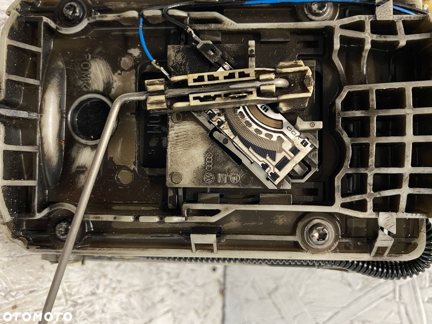POMPA PALIWA PŁYWAK AUDI A4 B6 00- 1.9 TDI 8E0919050D - 3