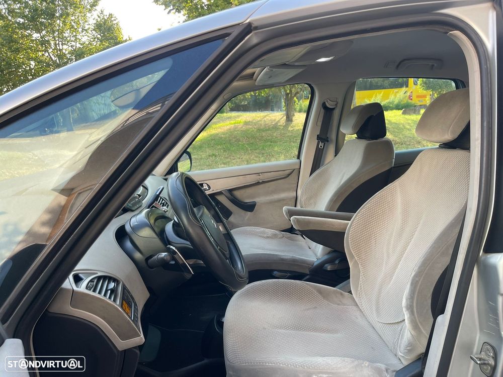 Citroën C4 Picasso 1.6 HDi Confort CMP6 - 10