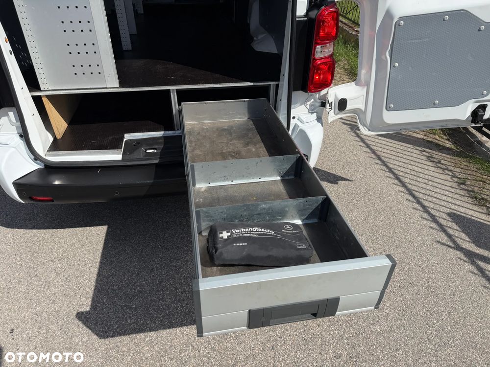 Opel VIVARO - 32