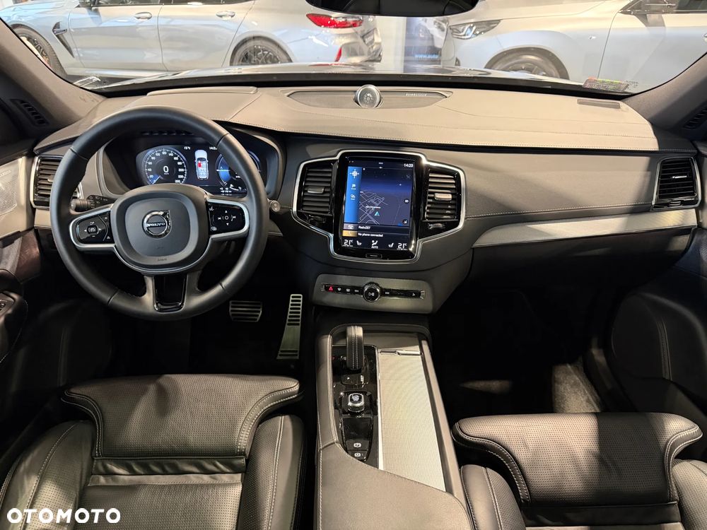 Volvo XC 90 T8 AWD Plug-In Hybrid R-Design 7os - 31