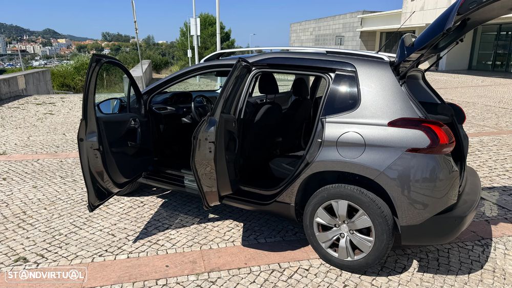 Peugeot 2008 1.6 BlueHDi Style - 14