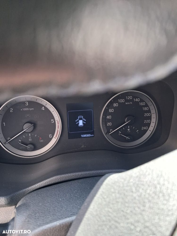 Hyundai Tucson 2.0 CRDI 4WD 6MT Style - 19