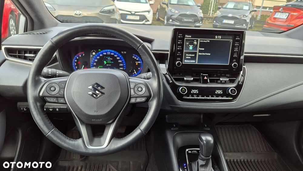 Suzuki Swace 1.8 Hybrid Premium Plus CVT - 16