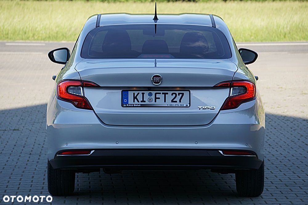 Fiat Tipo - 12